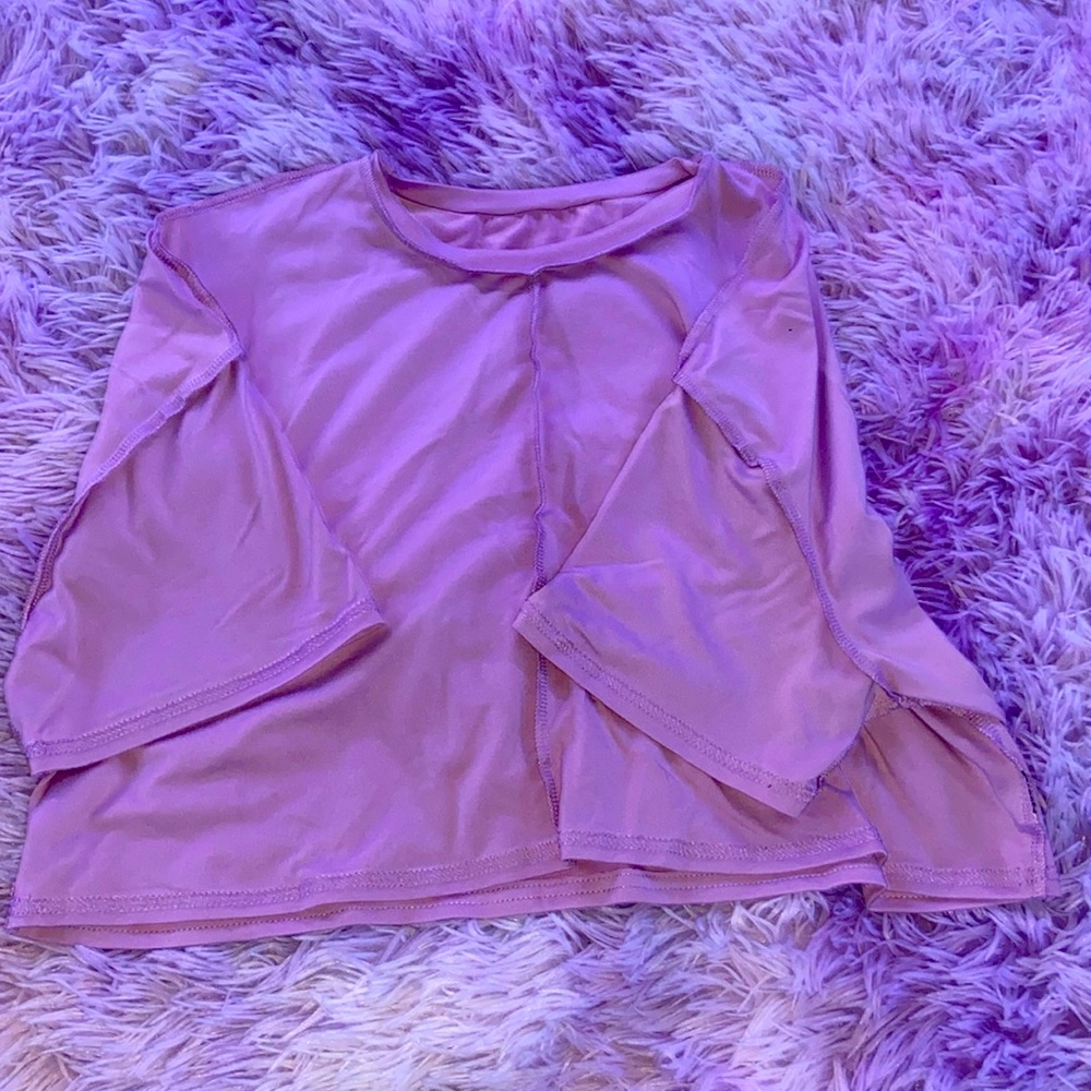 Inside-Out Looking Cropped Tee